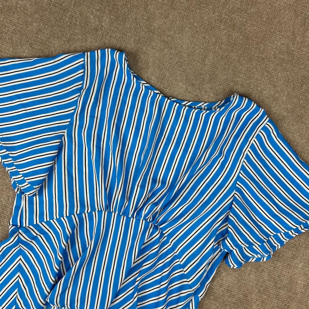 True Destiny Blouse Top Womens Medium Blue White Striped Peplum Flutter Sleeve